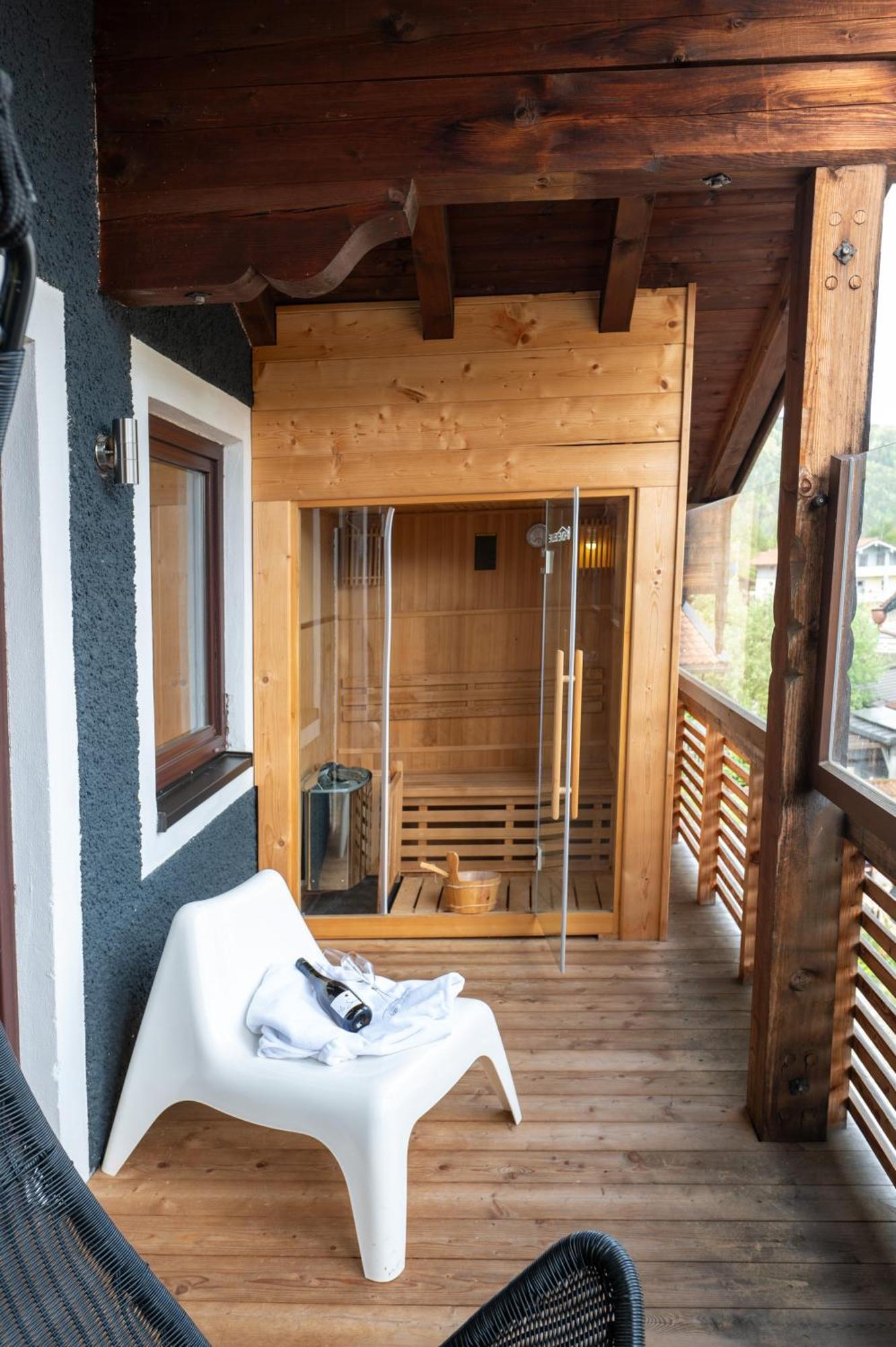 Alpenliebe - Sauna & Whirlpool - Apartments Инцелль Экстерьер фото
